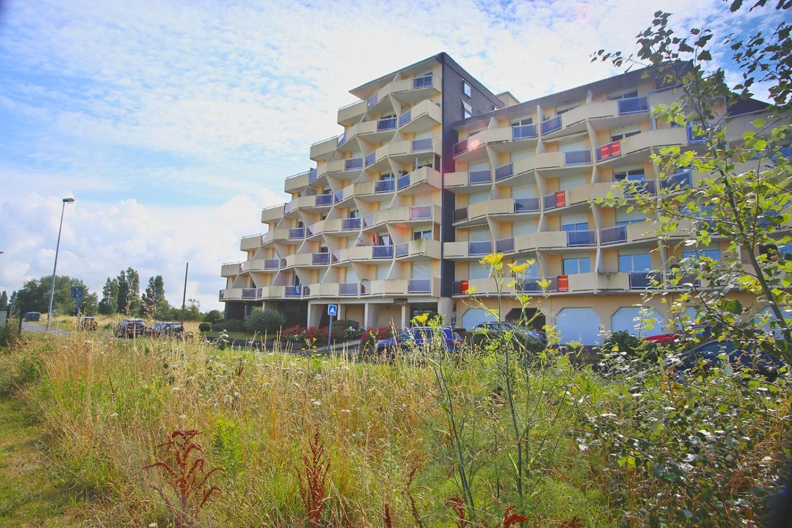 La Brise De Donville - A 300M De La Plage Экстерьер фото